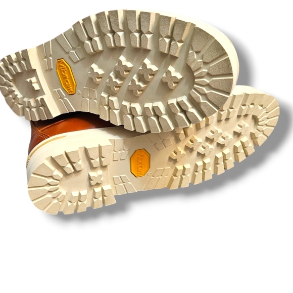 John Legend men's Leather lace-up boots. Size 7.5 - Picture 2 of 11